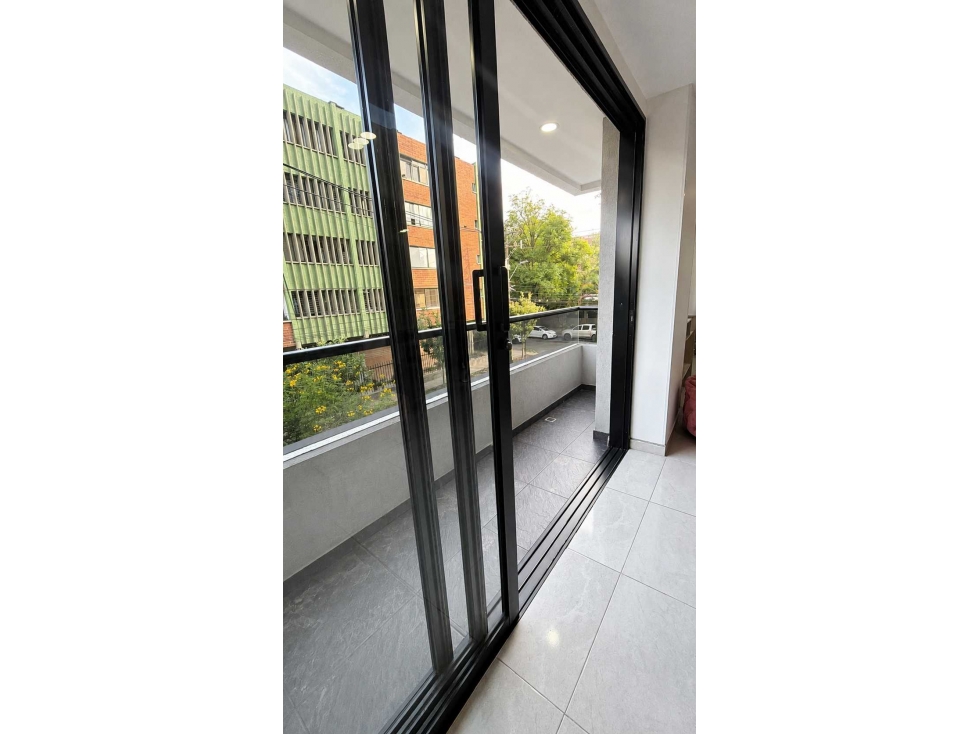Venta apartamento moderno Envigado, El Portal - Ubicación estratégica — foto 3