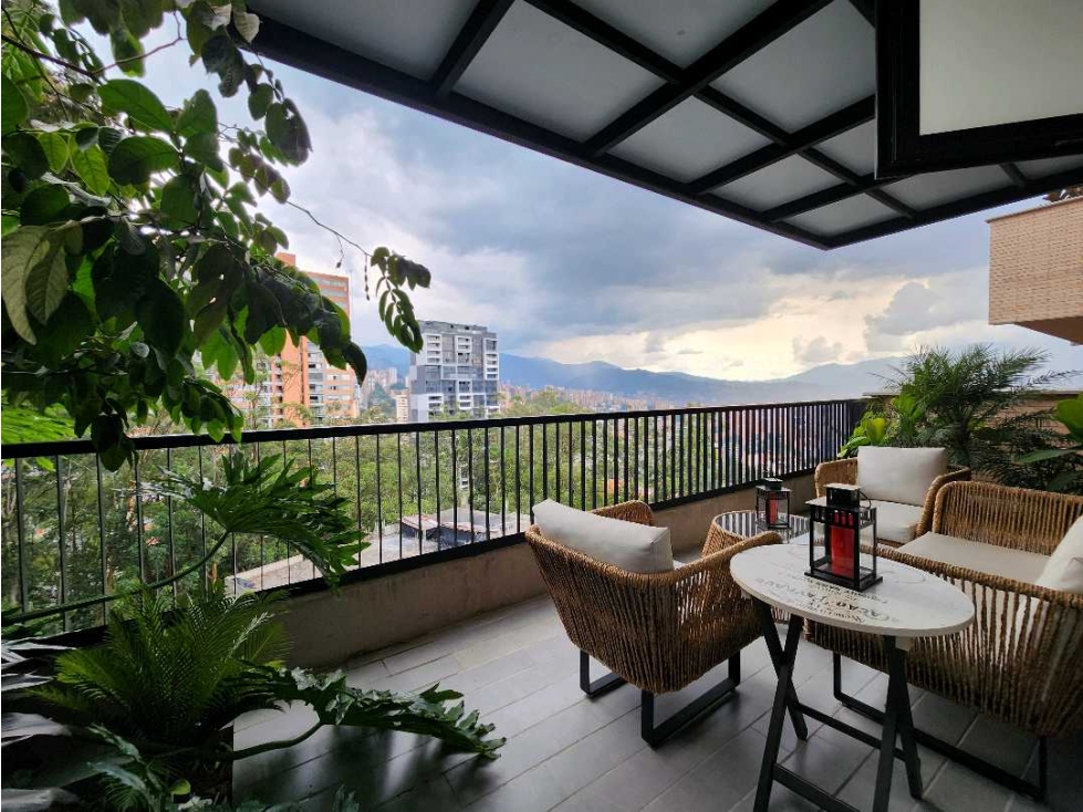 VENTA APARTAMENTO MODERNO POBLADO PALMAS BALCÓN AMPLIO Y CON VISTA