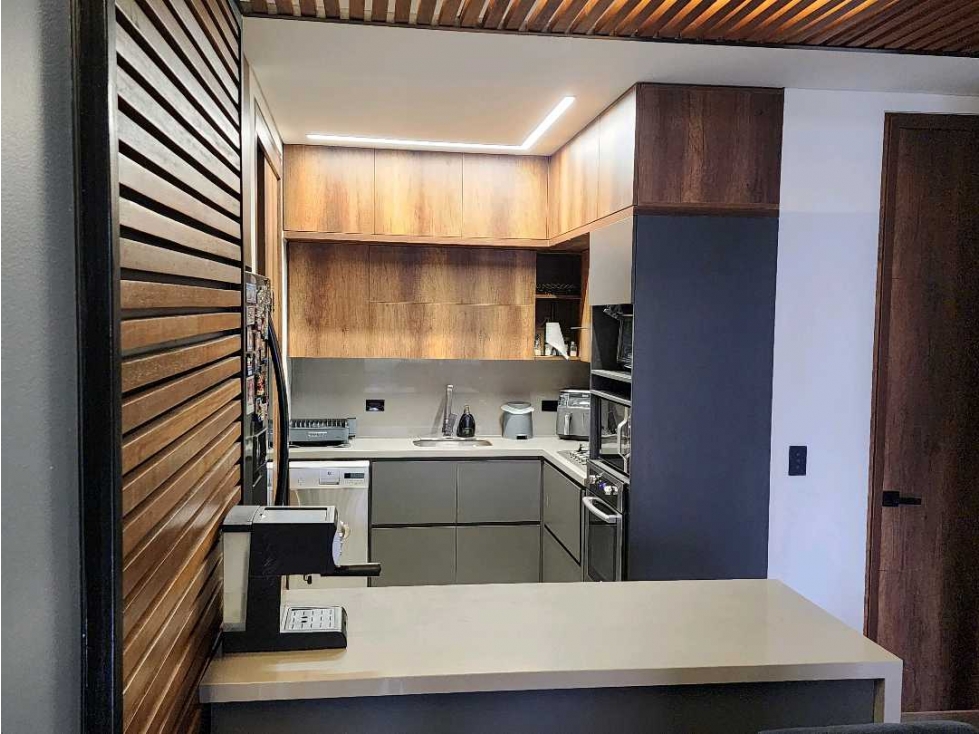 VENTA APARTAMENTO MODERNO POBLADO PALMAS BALCÓN AMPLIO Y CON VISTA — foto 5