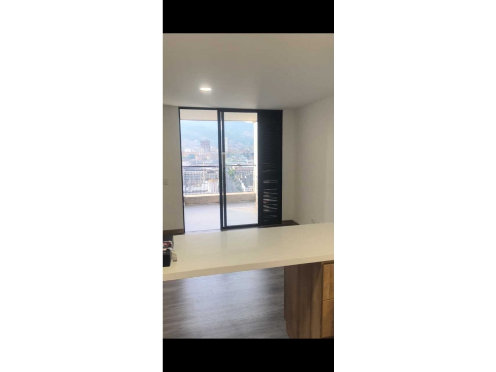 VENTA APARTAMENTO NUEVO EN ENVIGADO AV. LAS VEGAS CERCA DE MAYORCA. — foto 5