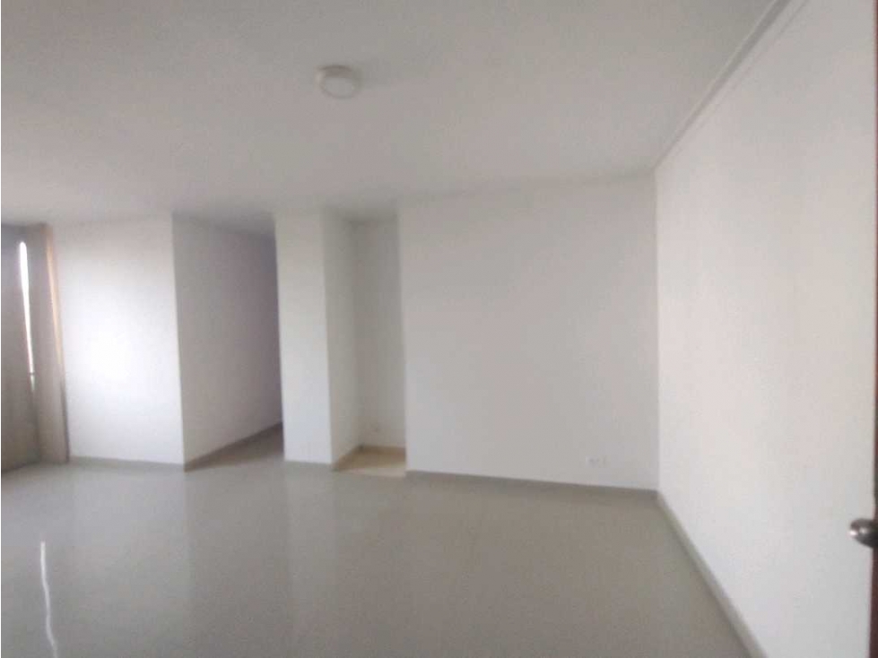 VENTA APARTAMENTO OPORTUNIDAD BARRIO ALTO PRADO — foto 4