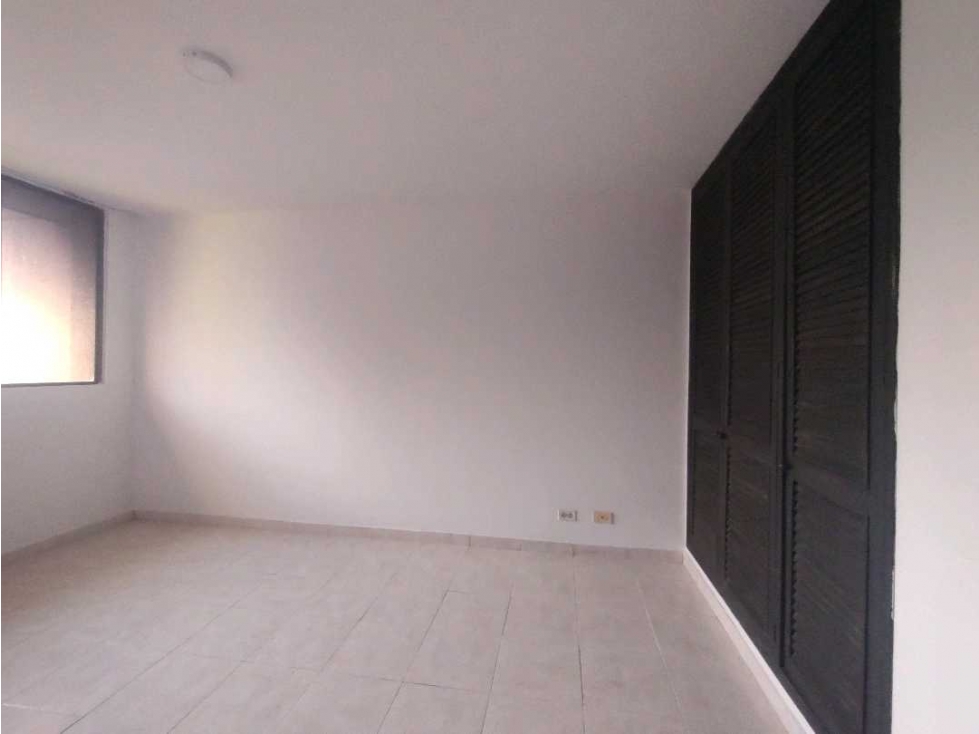 VENTA APARTAMENTO OPORTUNIDAD BARRIO ALTO PRADO — foto 6