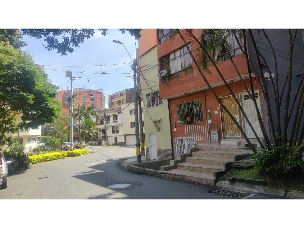 VENTA APARTAMENTO (P2). LAURELES ACACÍAS. (BJ). MEDELLÍN — foto 3