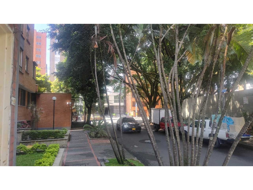 VENTA APARTAMENTO (P2). LAURELES ACACÍAS. (BJ). MEDELLÍN — foto 5