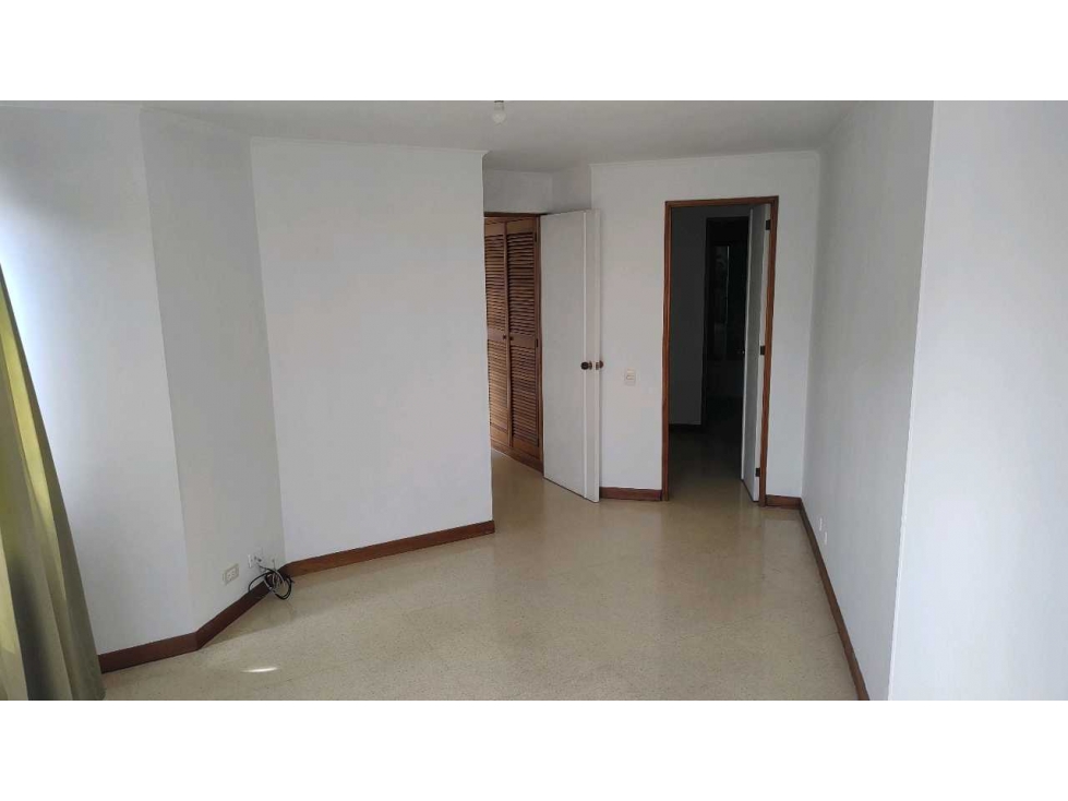 VENTA APARTAMENTO (P3) (BELÉN) LAURELES BULERIAS.(BJ). MEDELLÍN — foto 4