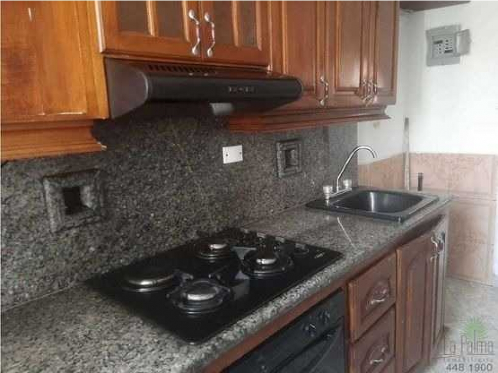 VENTA APARTAMENTO P9. EN CENTRO DE MEDELLÍN AV. CARACAS. (BJ) MEDELLÍN