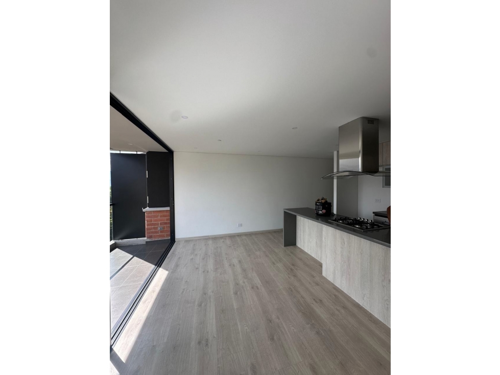 Venta apartamento Palmas Poblado tres cantos — foto 2