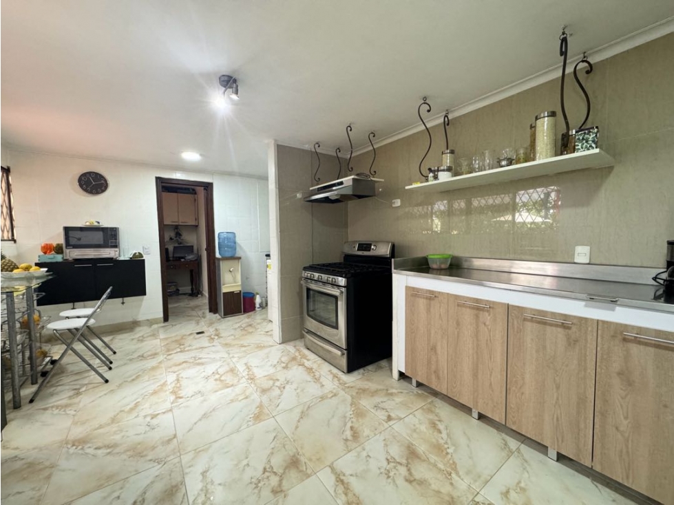 Venta Apartamento para Remodelar Envigado sector Zúñiga. Rentas cortas — foto 4