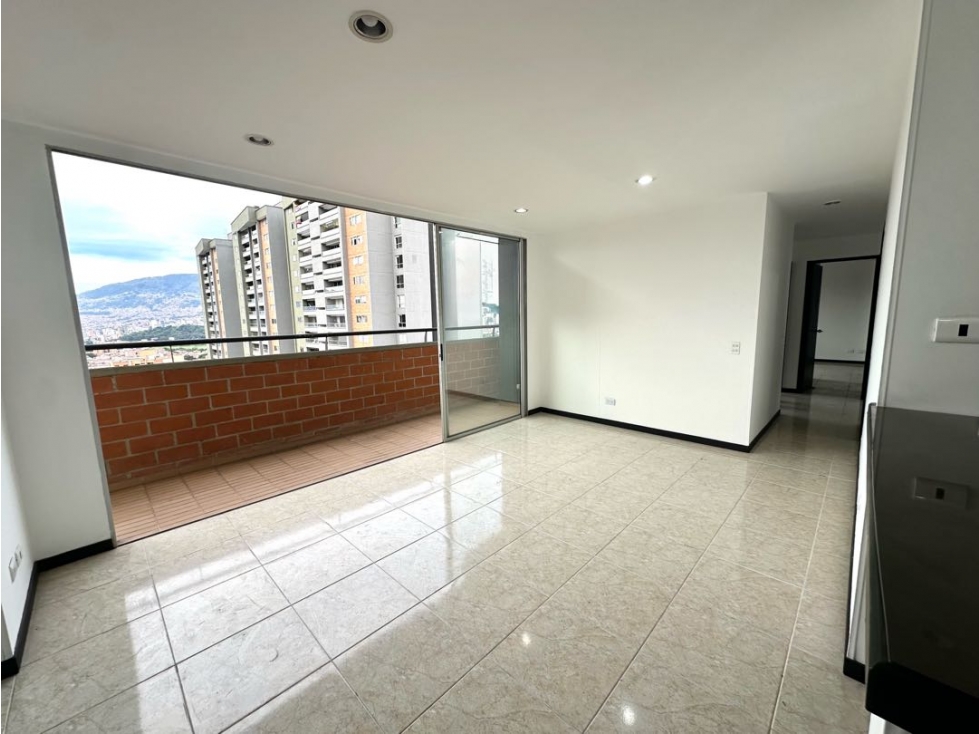 VENTA APARTAMENTO PENTHOUSE LOMA LOS BERNAL
