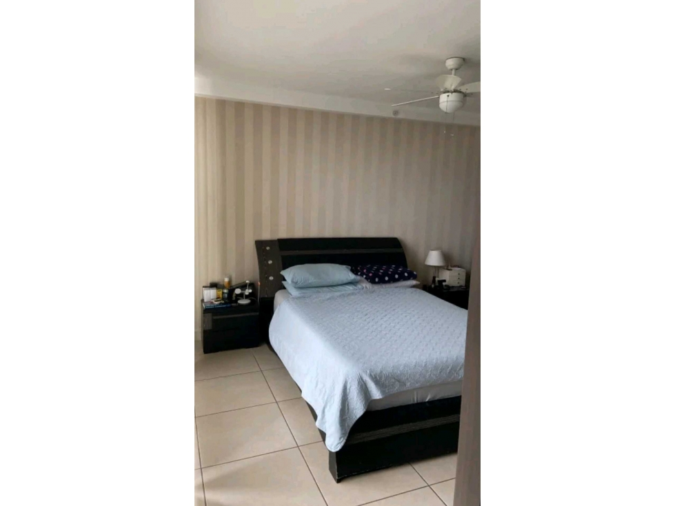 VENTA APARTAMENTO PH KING PARK — foto 6