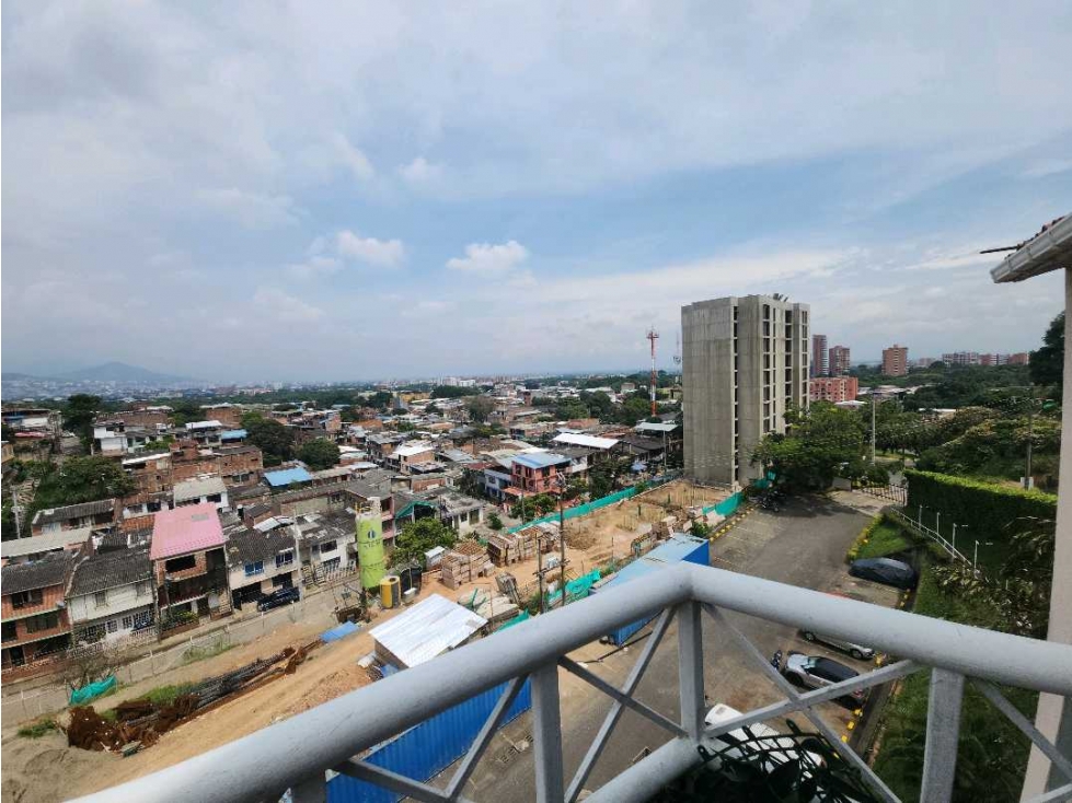 VENTA APARTAMENTO PISO 5 ALTOS DEL MADRIGAL MELENDEZ SUR CALI (JH)