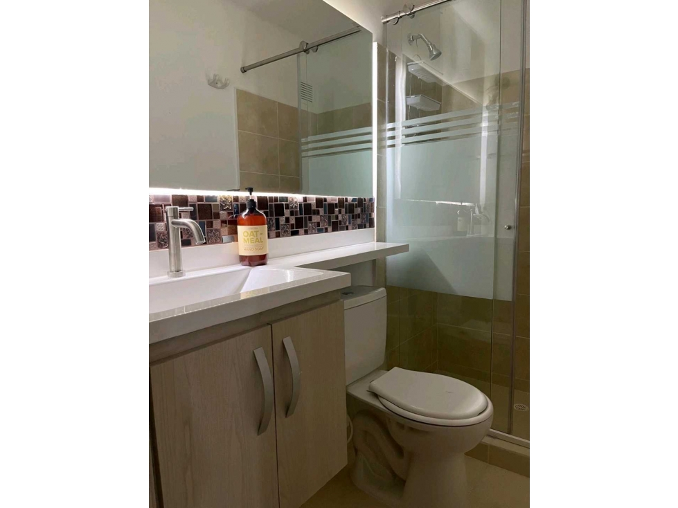 VENTA APARTAMENTO PISO 5 SIN ASCENSOR MALAGA GUABINAS (JHE) - 2