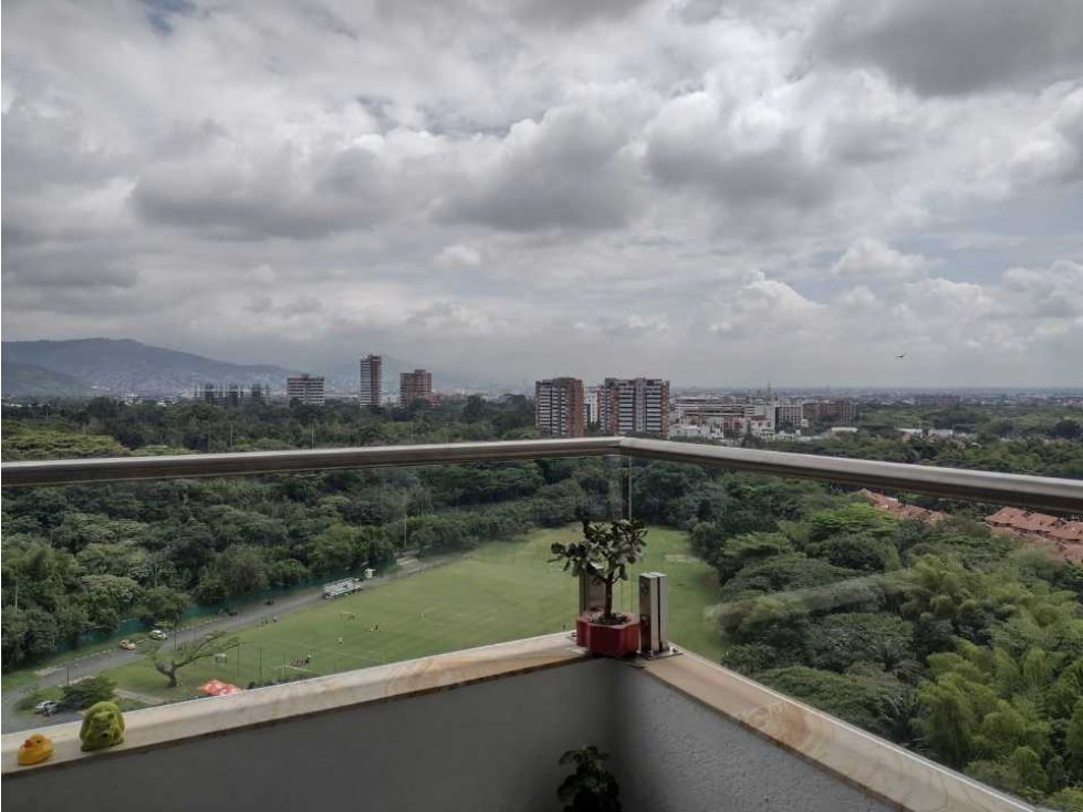 VENTA / ALQUILER APARTAMENTO DECIMO PISO CIUDAD JARDIN — foto 4