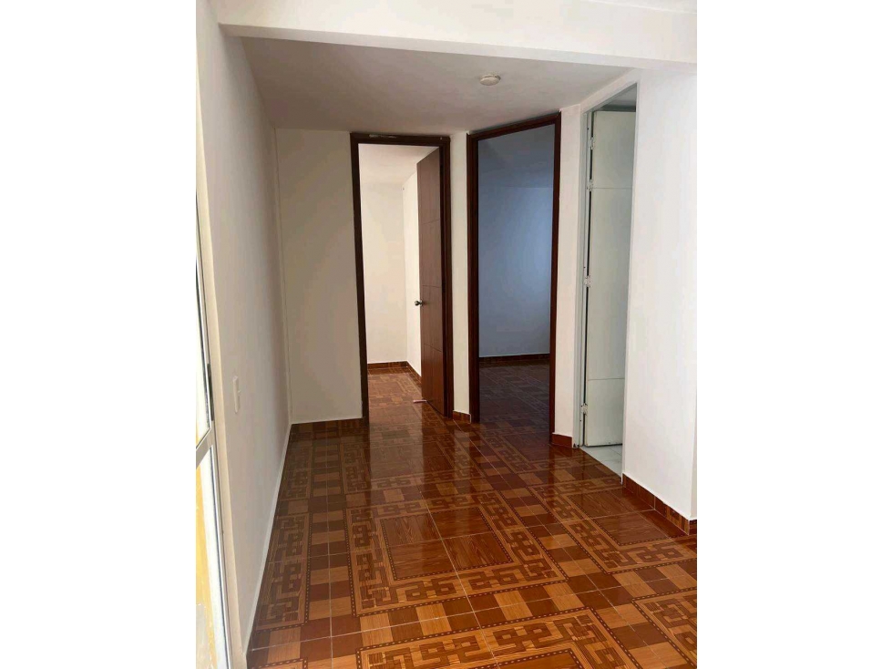 VENTA APARTAMENTO POBLADO CAMPESTRE PISO 1 AMB — foto 4