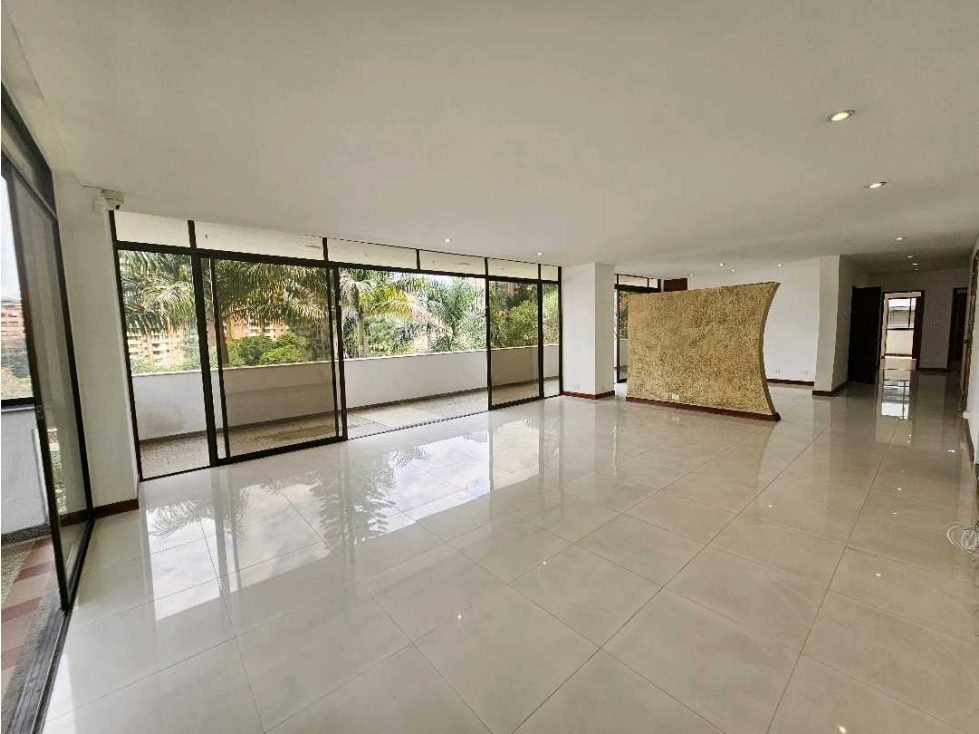 VENTA APARTAMENTO POBLADO LOS BALSOS