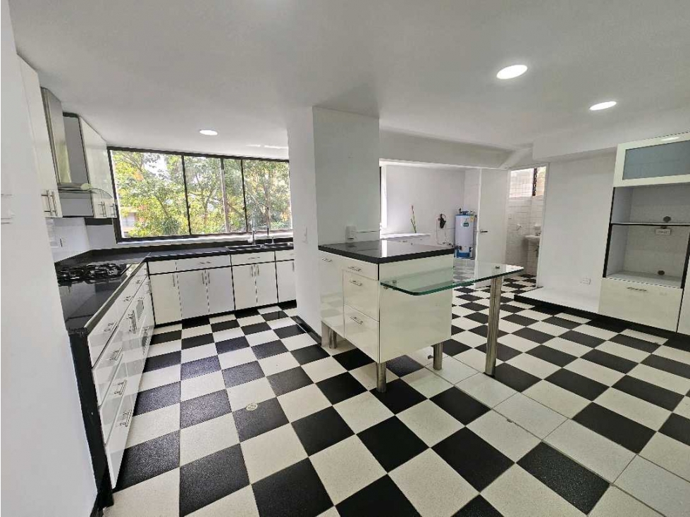 VENTA APARTAMENTO POBLADO LOS BALSOS — foto 4