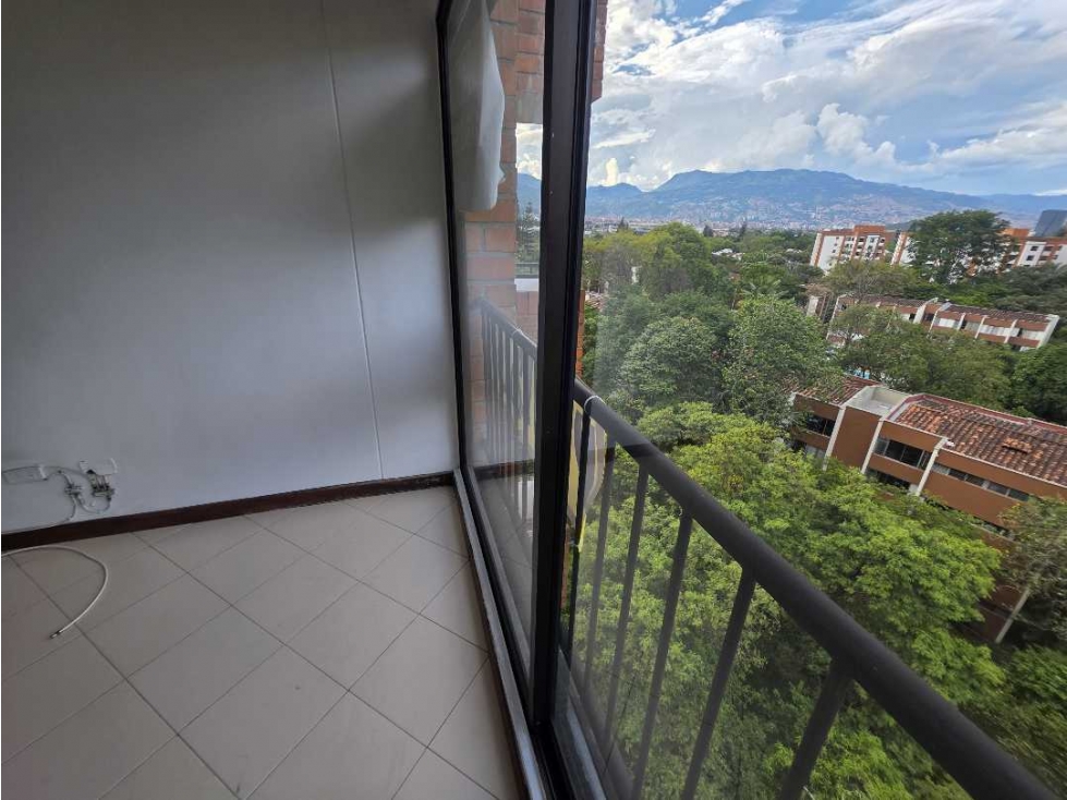 VENTA APARTAMENTO POBLADO PATIO BONITO - EAFIT — foto 4