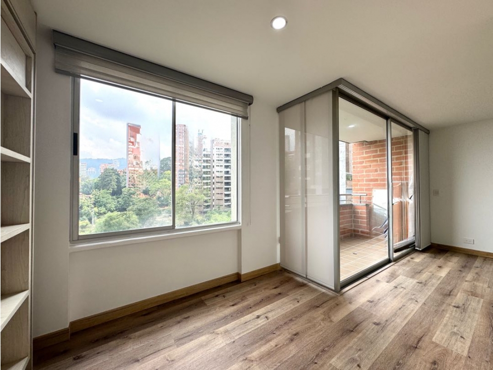 Venta apartaestudio balcón, vista panorámica. El Poblado, Provenza. — foto 3