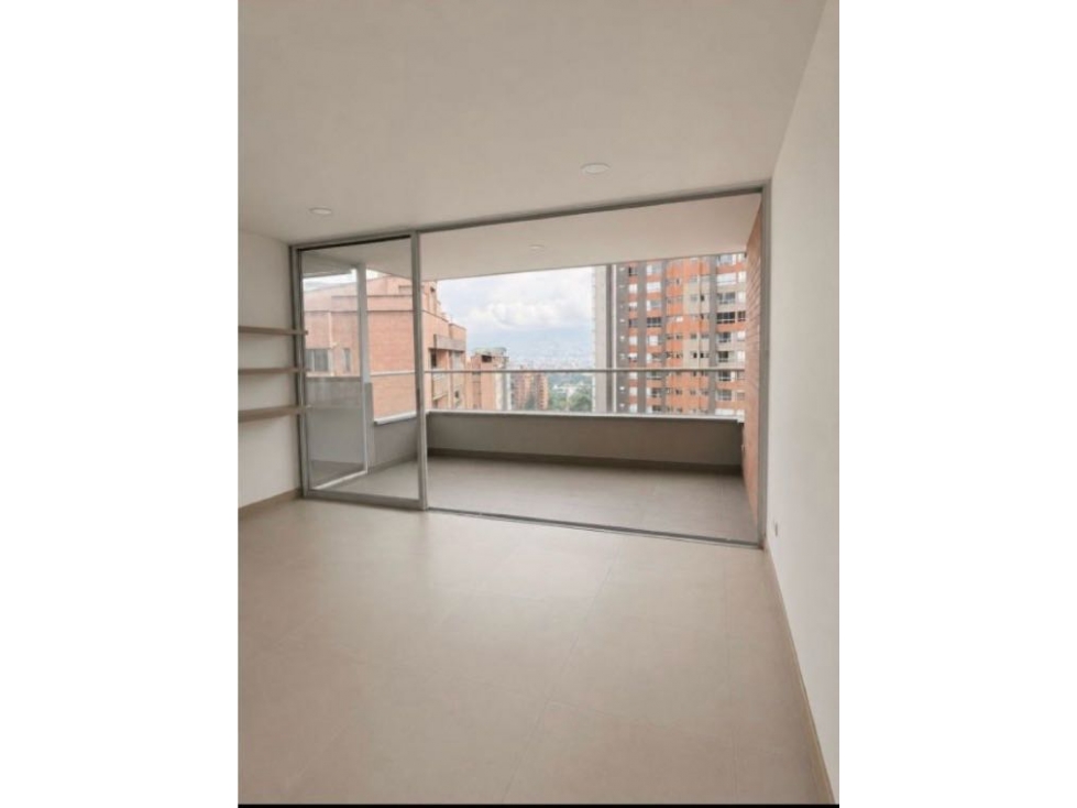 Venta apartamento POBLADO- Santa María de los Ángeles con vista