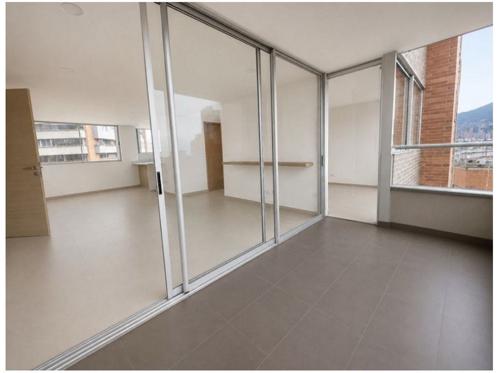 Venta apartamento POBLADO- Santa María de los Ángeles con vista — foto 3