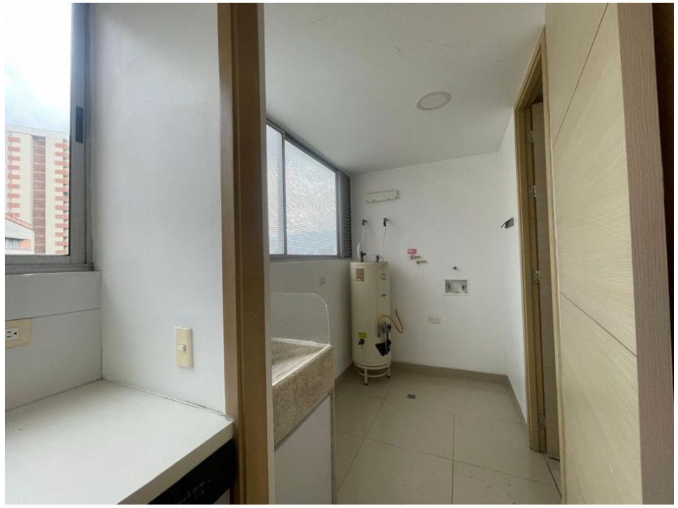 Venta apartamento POBLADO- Santa María de los Ángeles con vista — foto 5