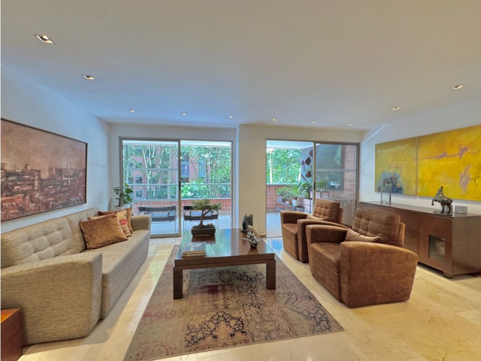 VENTA APARTAMENTO CON TERRAZA Y BALCÓN. LA TOMATERA. EL POBLADO. — foto 5