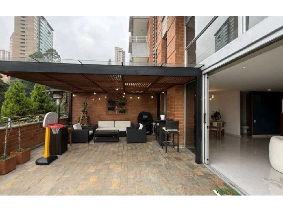 VENTA DE APARTAMENTO DUPLEX EN EL POBLADO - MALL TESORO — foto 5