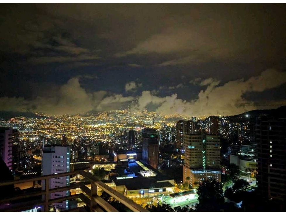 VENTA DE APARTAMENTO DUPLEX EN EL POBLADO - MALL TESORO