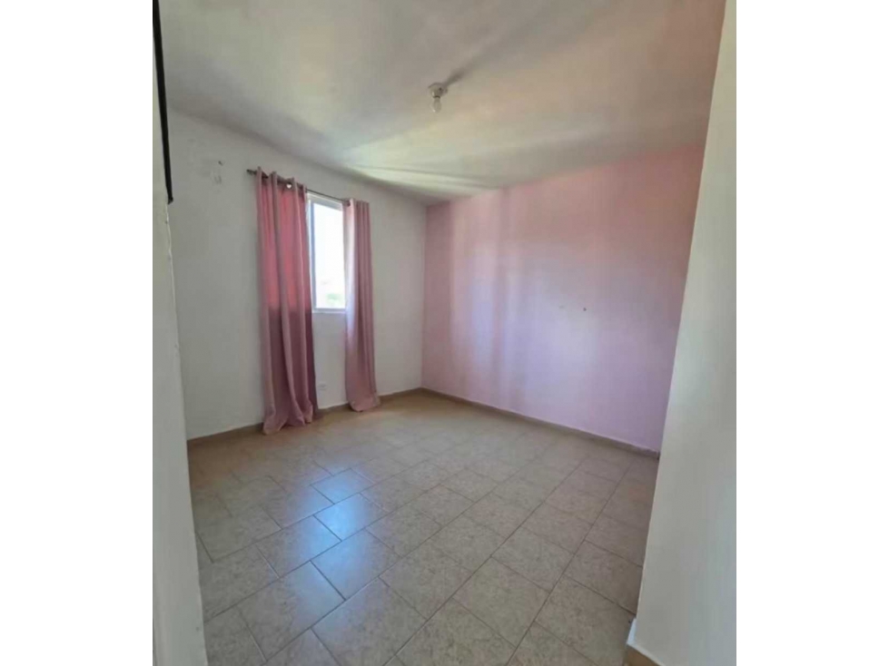 VENTA APARTAMENTO POR DEBAJO DEL AVALUO EN EL CRISOL — foto 3