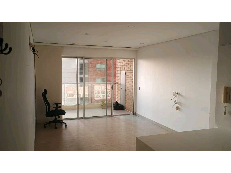 Venta apartamento portal de genoves LY