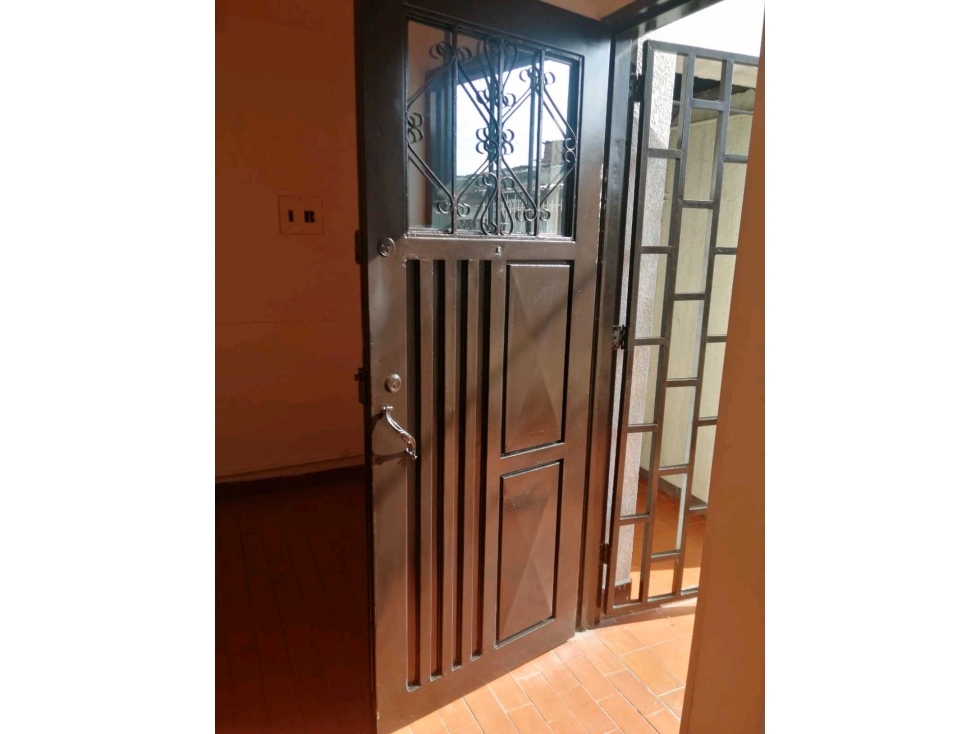 VENTA APARTAMENTO PRIMER PISO ORIENTE VILLA DEL LAGO AMB — foto 2