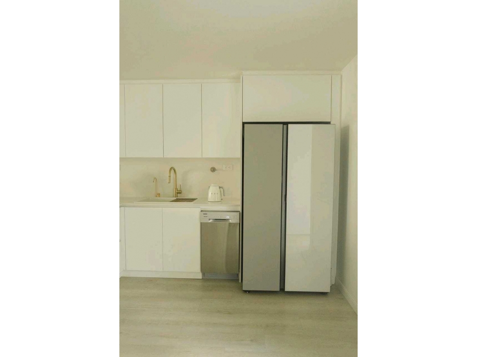 Venta apartamento reformado El Poblado - Ciudad del Rio — foto 5