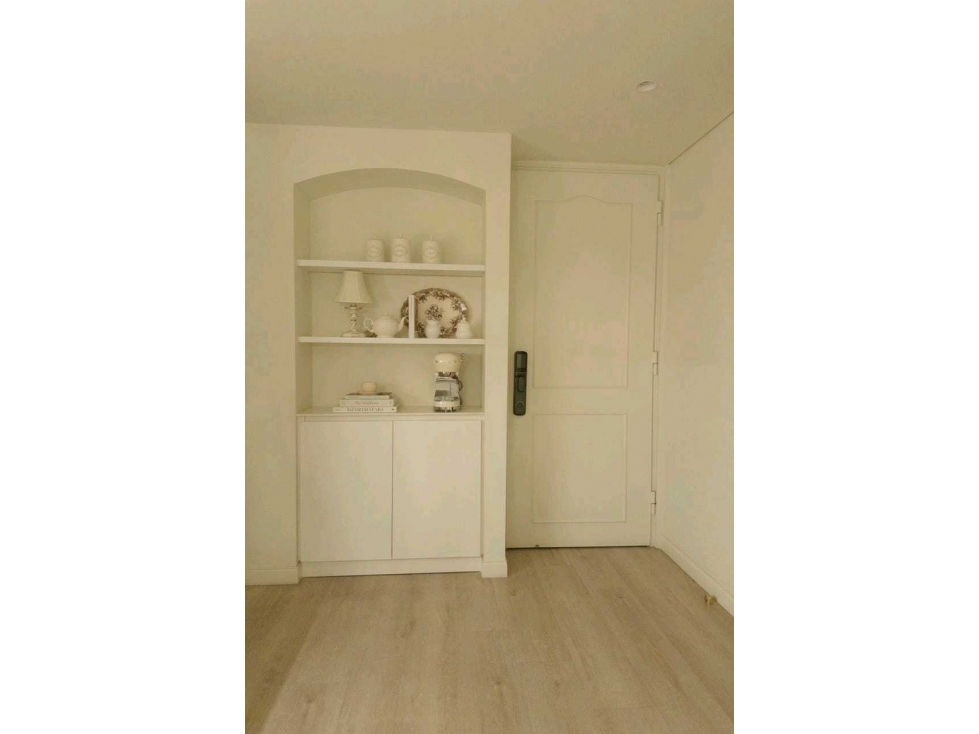 Venta apartamento reformado El Poblado - Ciudad del Rio — foto 6