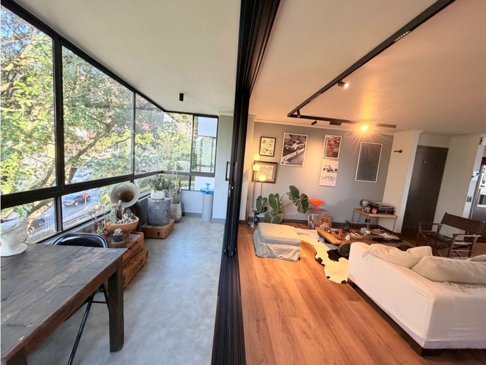 Venta apartamento REFORMADO LINDO Balsos 154M2 admon $714.000
