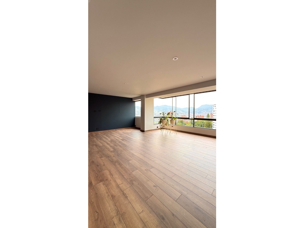 VENTA APARTAMENTO REFORMADO T INFERIOR ( Sector San Michel )