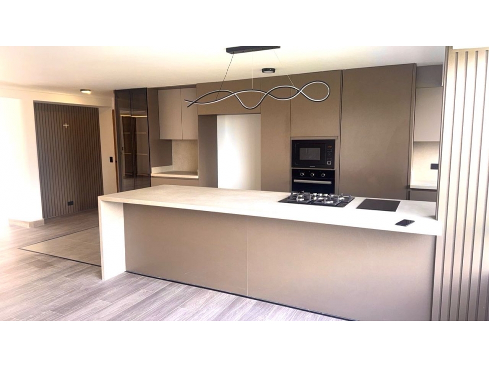 VENTA APARTAMENTO REFORMADO VISTA VERDE SECTOR TOMATERA