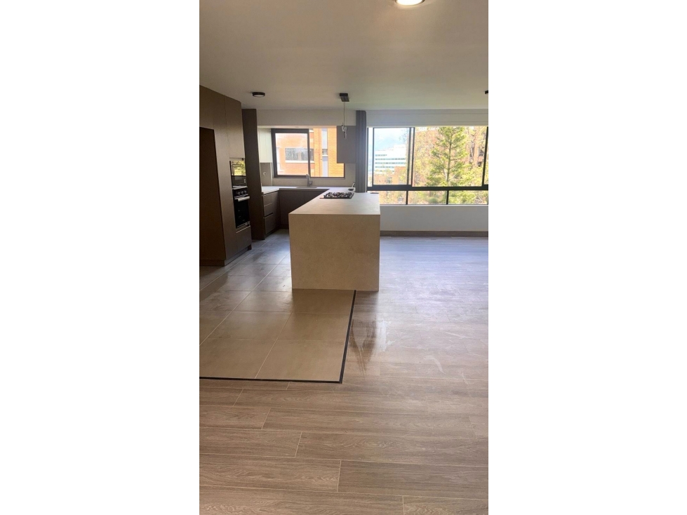 VENTA APARTAMENTO REFORMADO VISTA VERDE SECTOR TOMATERA — foto 2