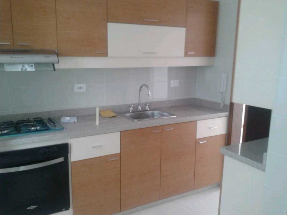 VENDO APARTAMENTO REFUGIO 1ER PISO IC9793288P — foto 4