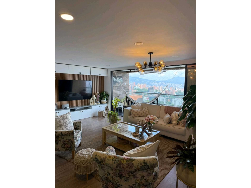 Venta apartamento Remodelado en El Poblado — foto 3