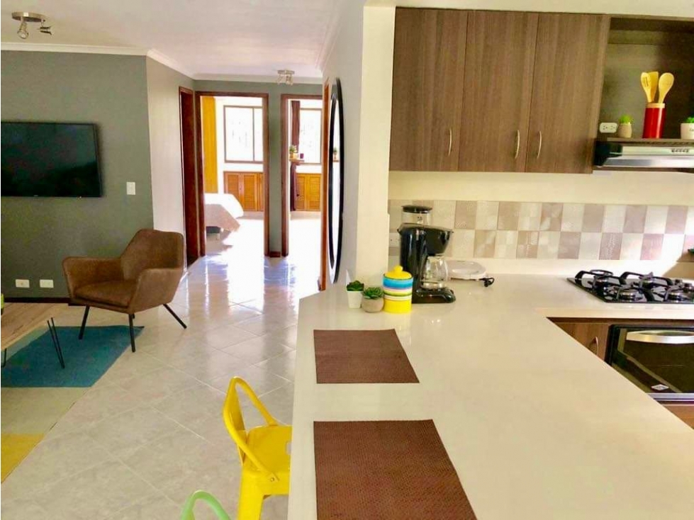 VENTA APARTAMENTO REMODELADO MEDELLIN, POBLADO LOMA LALINDE — foto 3