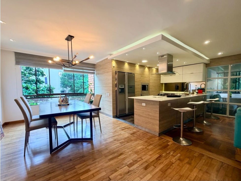 Venta apartamento remodelado Poblado sector San Giorgio — foto 2