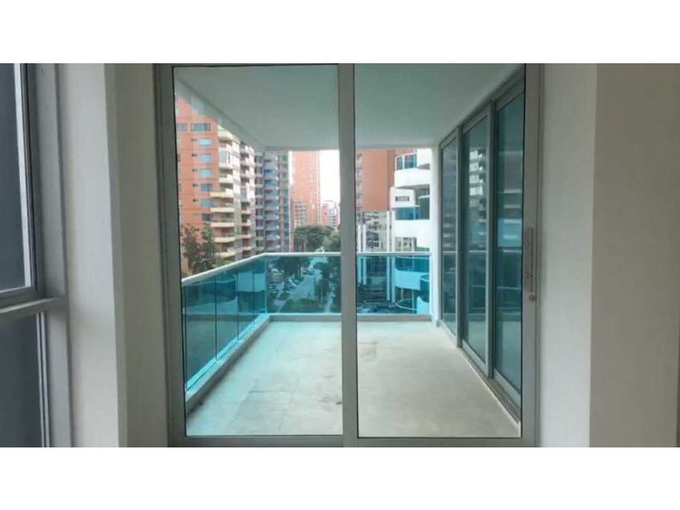 Venta Apartamento Riomar Barranquilla — foto 2