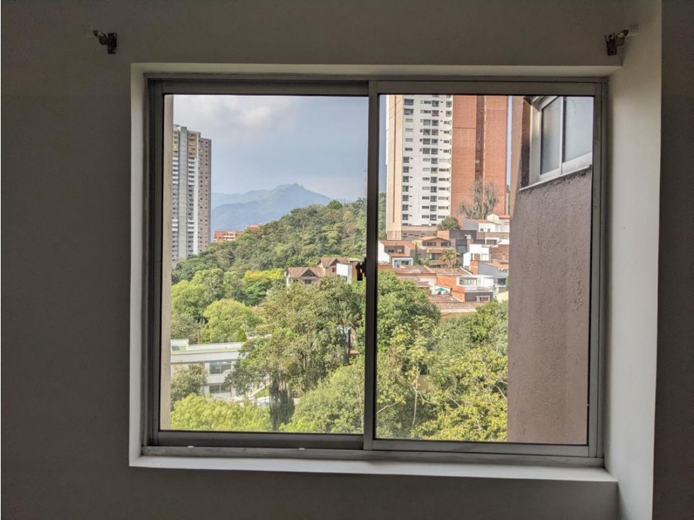 Venta apartamento Sabaneta edificio Torre Lucia — foto 2