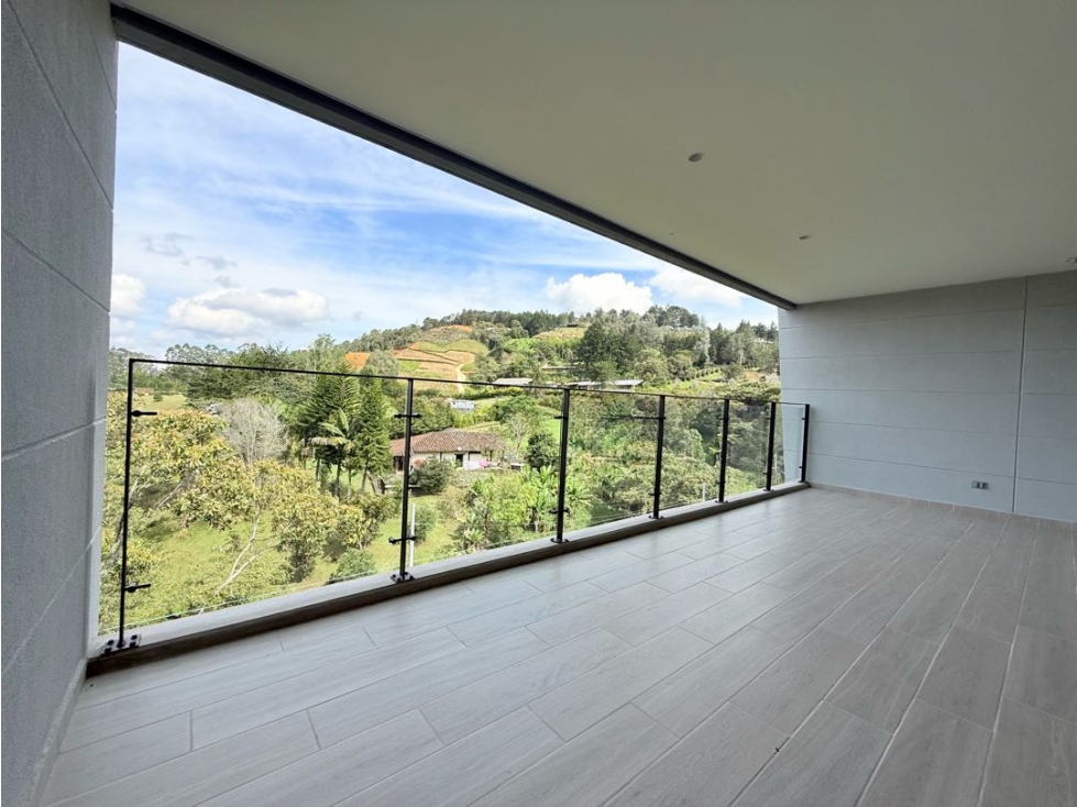 Venta Apartamento Sajonia Rionegro 127 Mts2 SILENCIOSO — foto 2