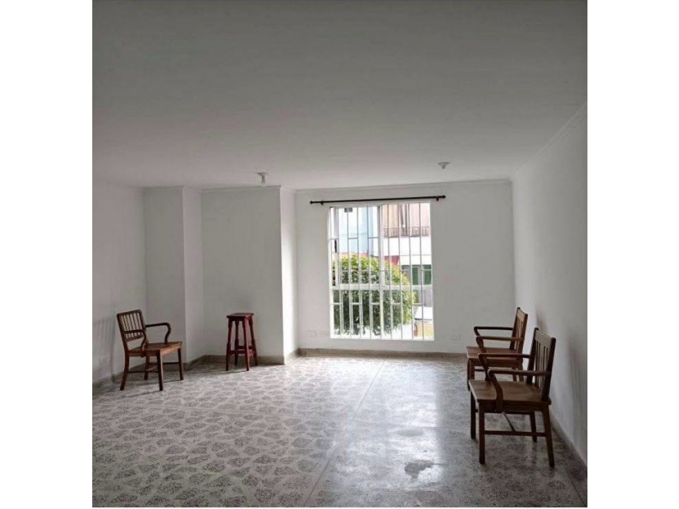 VENTA apartamento SAN JOAQUÍN SECTOR LAURELES- Primer piso — foto 2