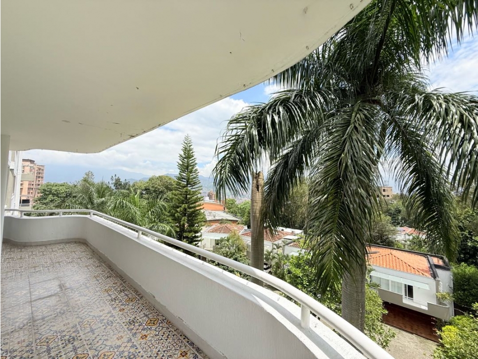 Venta Apartamento San Lucas Medellín 149 M2 amplio balcón