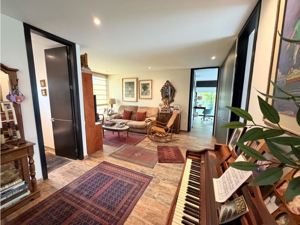 Venta Apartamento San Lucas Medellín 181 Mts2 y 85 mts2 terraza — foto 5