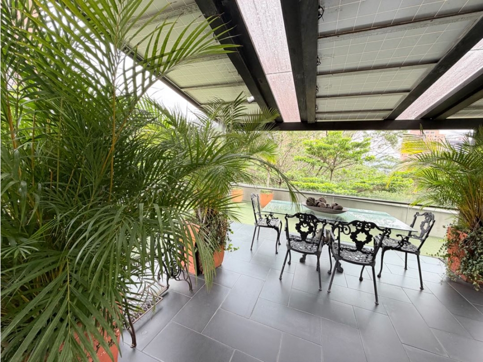 Venta Apartamento San Lucas Medellín 181 Mts2 y 85 mts2 terraza — foto 3
