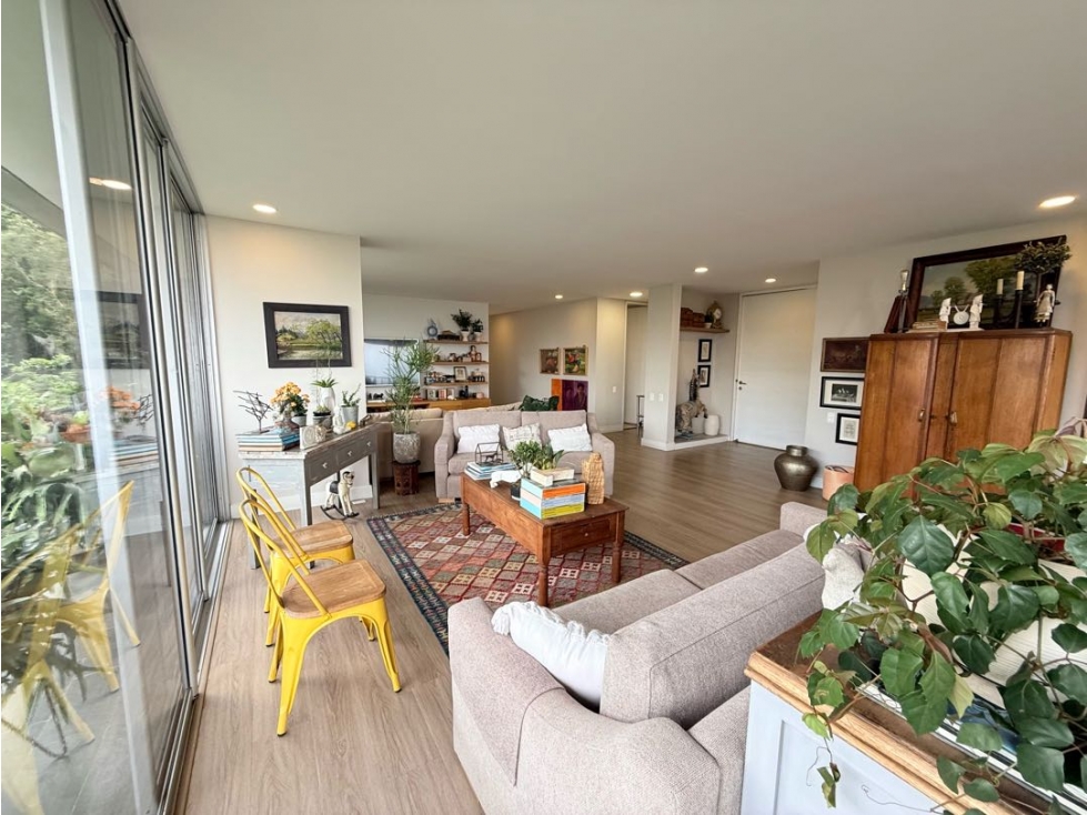 Venta Apartamento San Lucas Montessori Medellín 267 Mts2