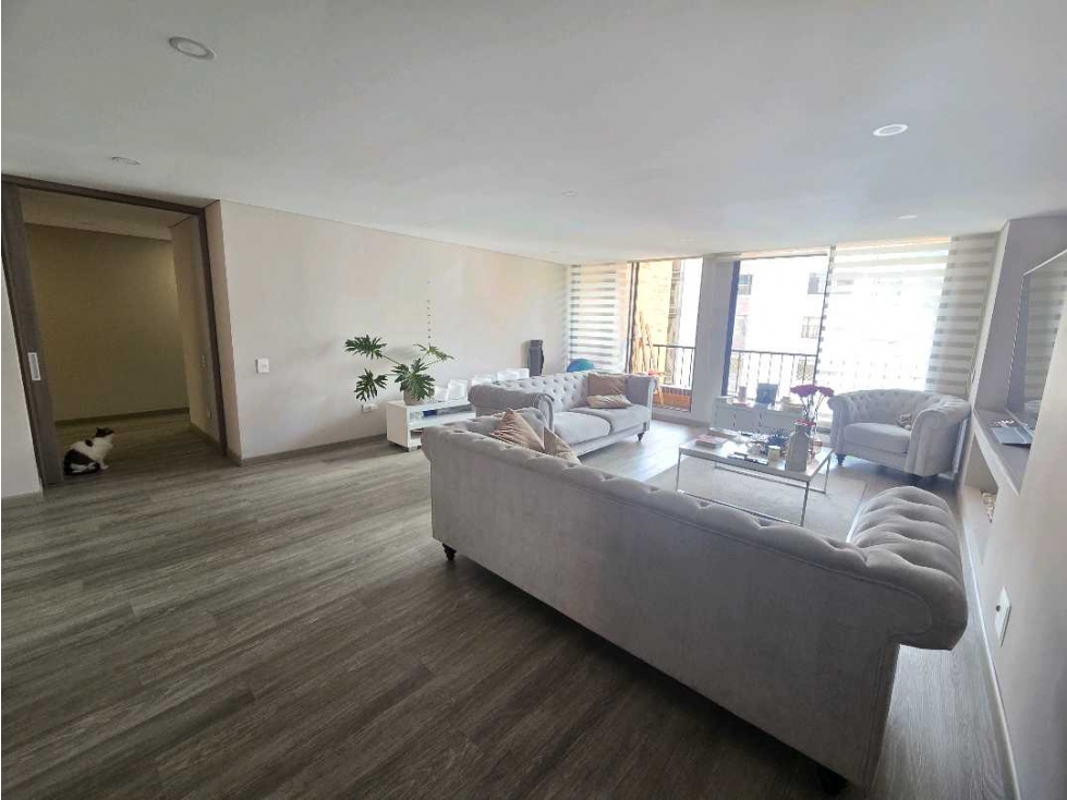 VENTA APARTAMENTO SANTA BARBARA 163M2 3 HAB CON BAÑ + ESTUDIO $1.300M